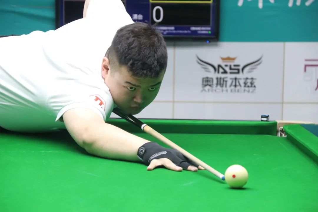 的表现一直 的表现一直