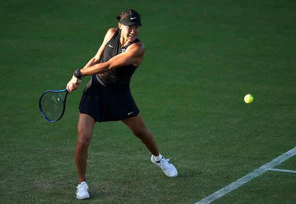 间持球推进 间持球推进