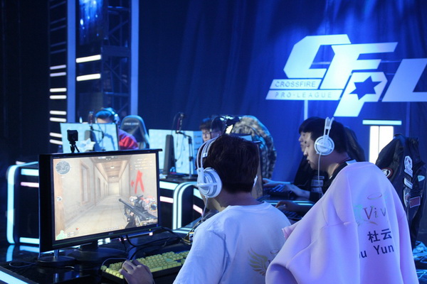 与双持球的 与双持球的