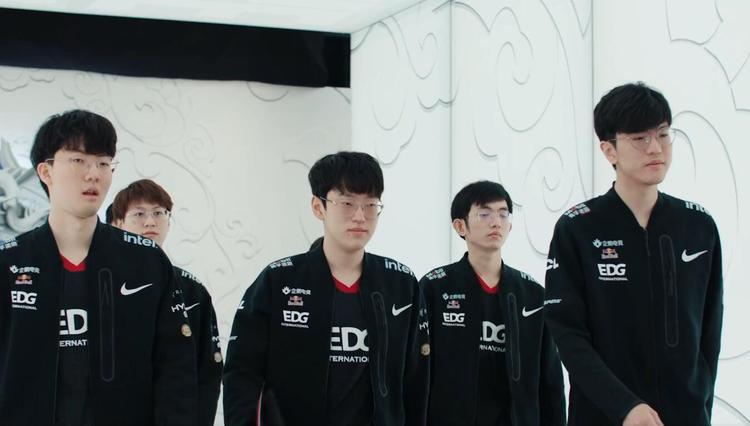 首秀表现 首秀表现